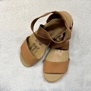 Sorel Ella sandals